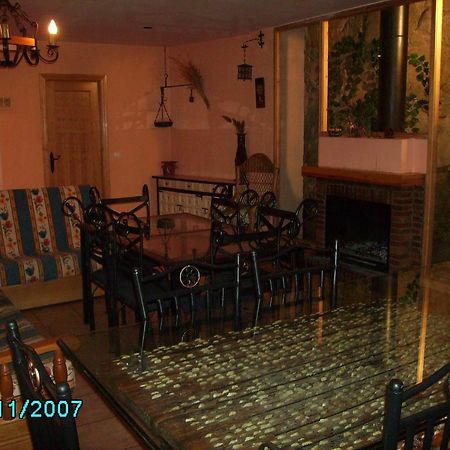 Vut Vivienda De Uso Turistico La Risca Guest House Molinos de Papel Luaran gambar