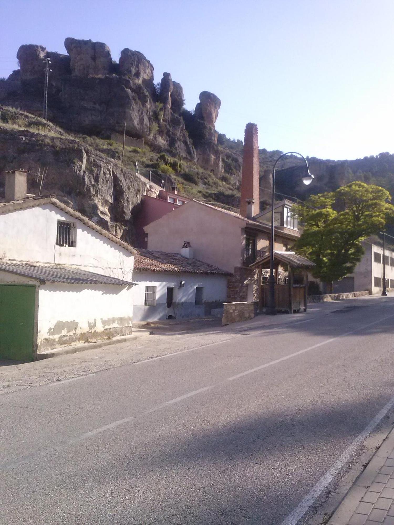 Vut Vivienda De Uso Turistico La Risca Guest House Molinos de Papel Luaran gambar