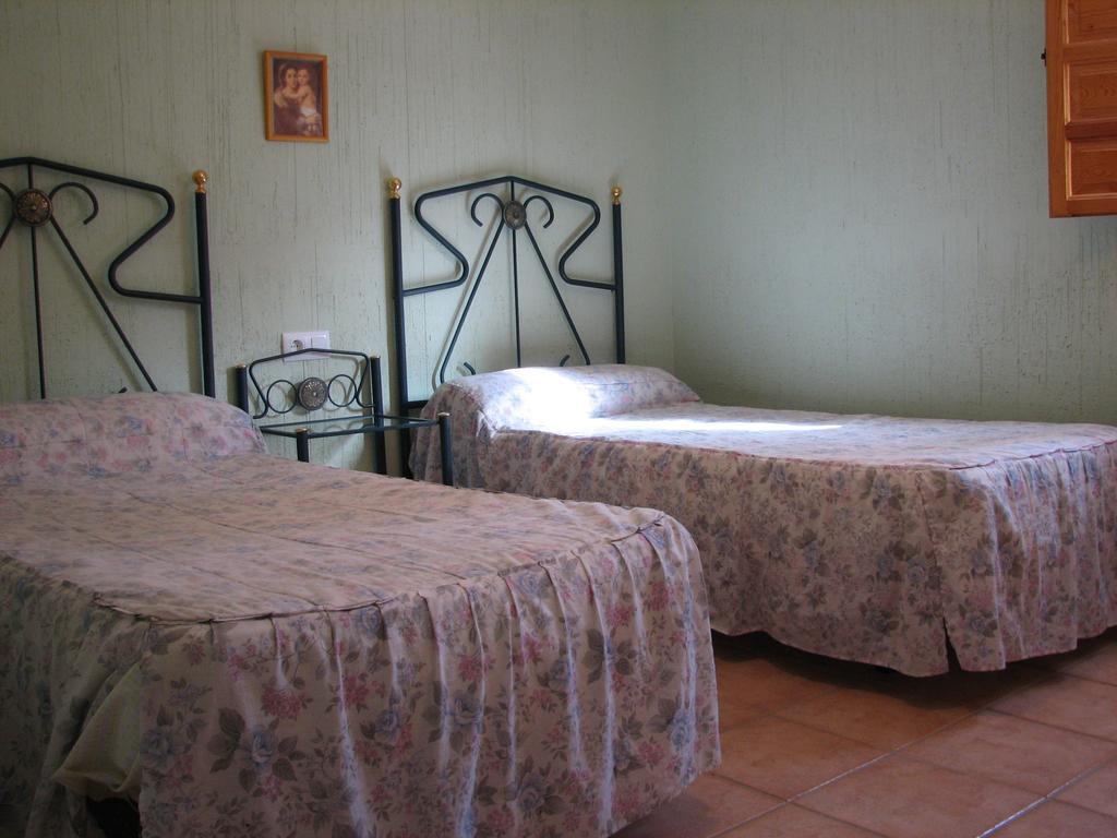 Vut Vivienda De Uso Turistico La Risca Guest House Molinos de Papel Luaran gambar