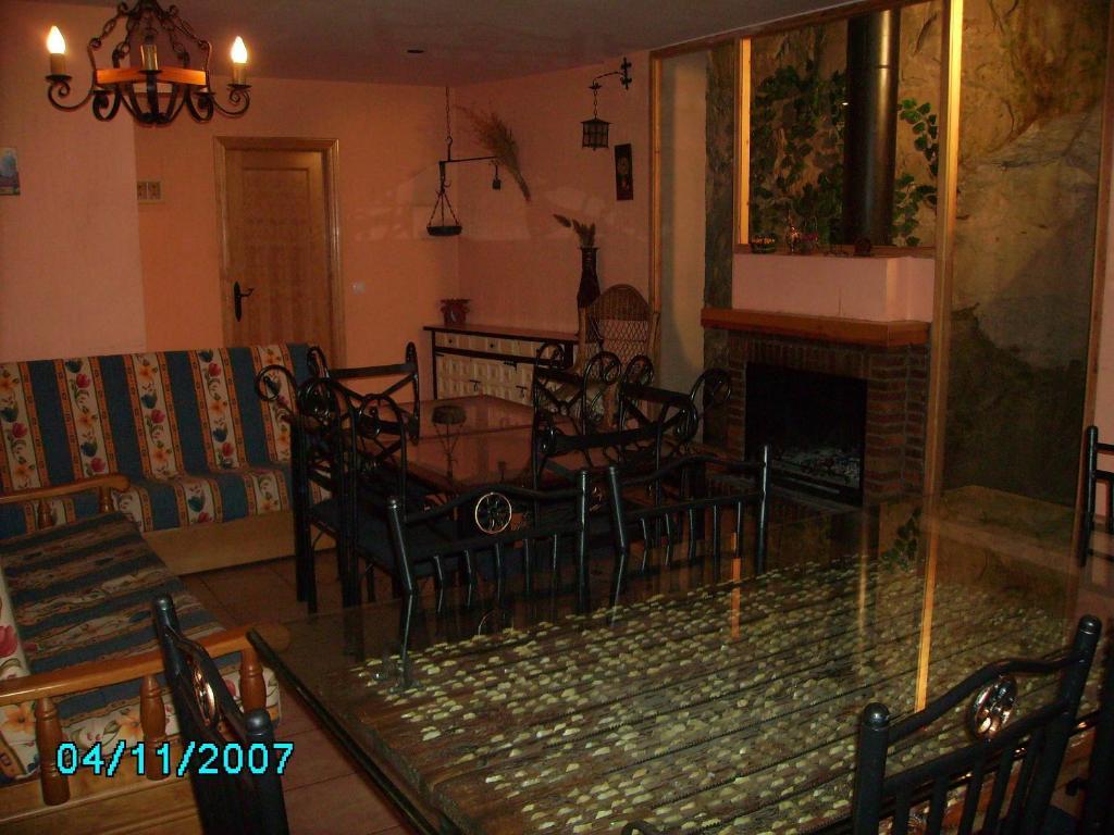 Vut Vivienda De Uso Turistico La Risca Guest House Molinos de Papel Luaran gambar